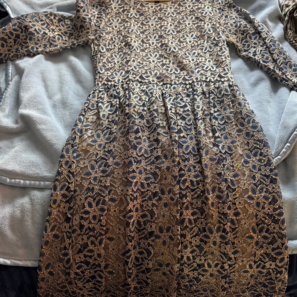 Gold and blue lacy knee-length dress